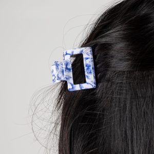 Sweet Credentials Navy Floral Mini Rectangle Claw Hair Clip