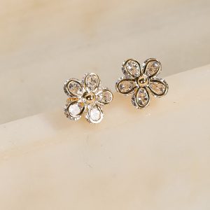 Avery Gold Flower Stud Earrings